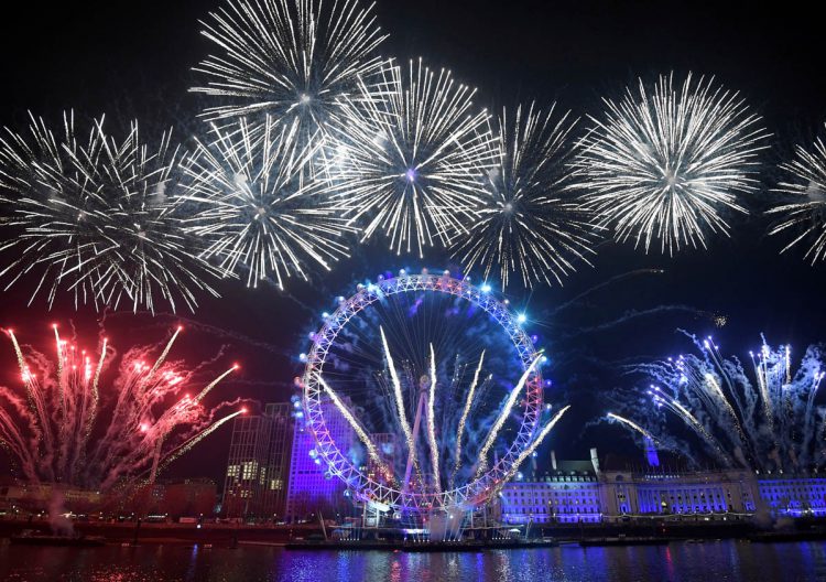 كل عام وانتم بخير بمناسبة حلول العام الميلادي والهجري