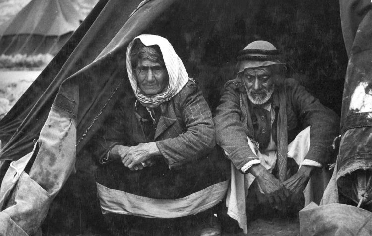 خدمات اللاجئين في بلاطة البلد تفتتح معرضا للصور