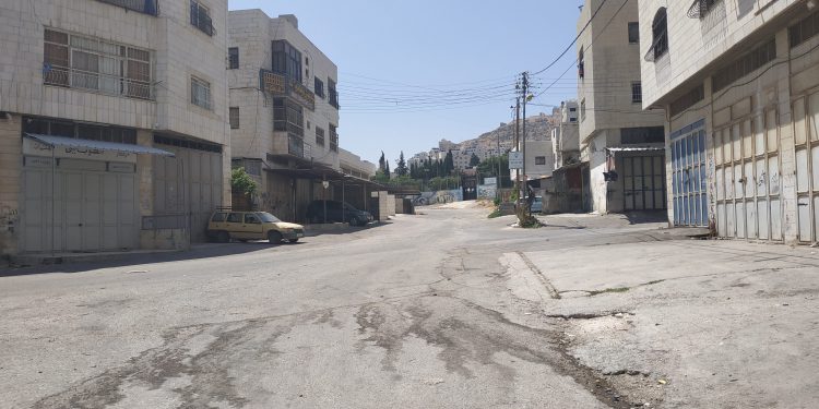 الاغلاق في بلاطة البلد بسبب فيروس كورونا