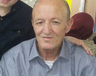 لمربي الفاضل الأستاذ محمد مدحت أسعد دويكات (أبو أسعد)